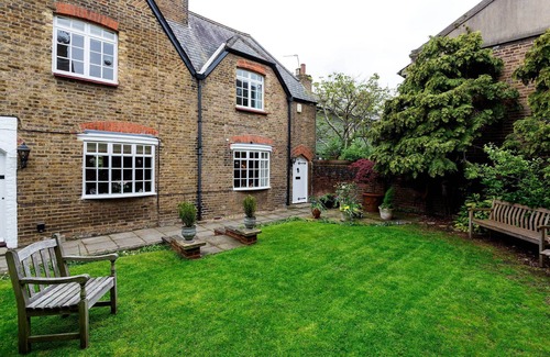 Hillside House | Verdant Vistas, by Veeve