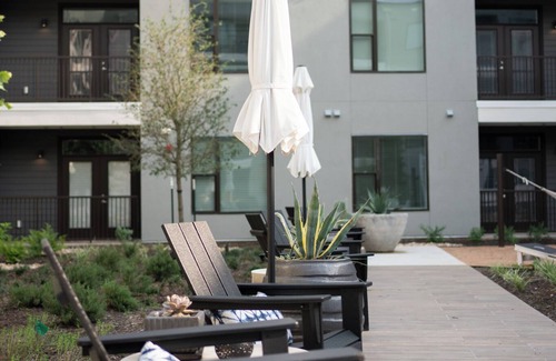 Milwood Apartment | Verde Gem/King Suite Near Q2 + Domain/Free Parking