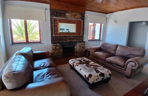 Franskraal House | Vergezicht Holiday Home