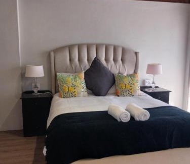 Franskraal House | Vergezicht Holiday Home