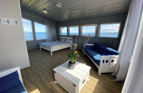 Vergi Hotel | Vergi Harbor and Hotel Wirkes'
