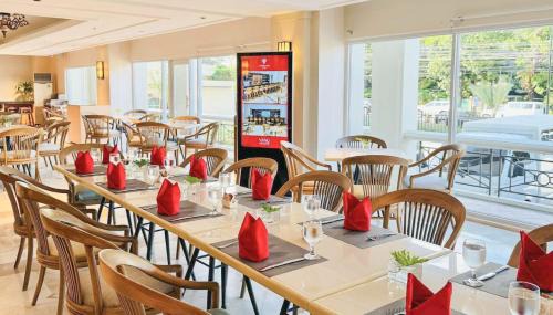 Iloilo City Proper Hotel | Vermillion Hotel