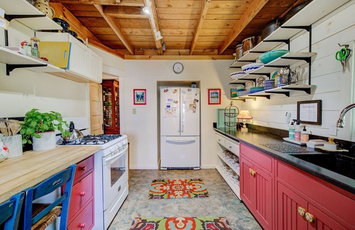 Plymouth Cottage | Vermont Cottage Amherst Lake & Sanctuary~Route100~Pets~Okemo & Killington