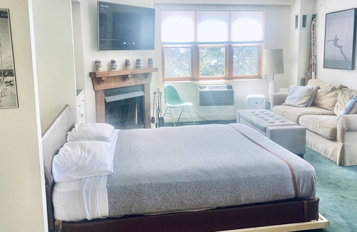 Bolton Valley Condo | Vermont Fun Snow Mountain Resort Condo, Indoor-pool, hot tub & bars/restaurants!