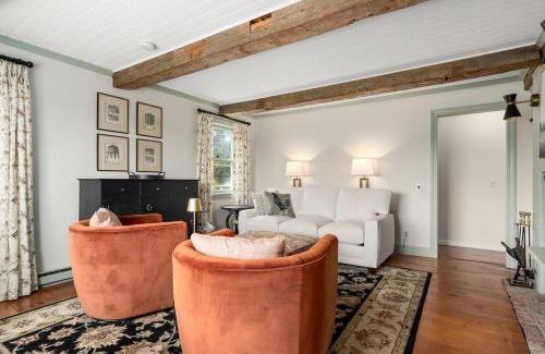 Wilmington House | Vermont Retreat with private pool and tennis court
