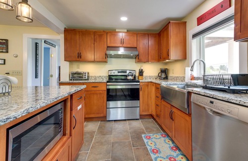 Mount Holly House | Vermont Vacation Rental: Hot Tub, Near Ski Resorts