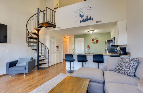 Vernon Condo | Vernon Township Vacation Rental w/Private Balcony