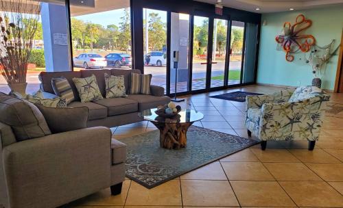 Vero Beach Hotel | Vero Beach Inn & Suites Vero Beach I-95