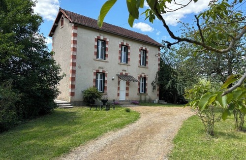 Andressac House | "vers L'horizon" - Maison de Vacances à 800m de Cajarc Dans le Lot