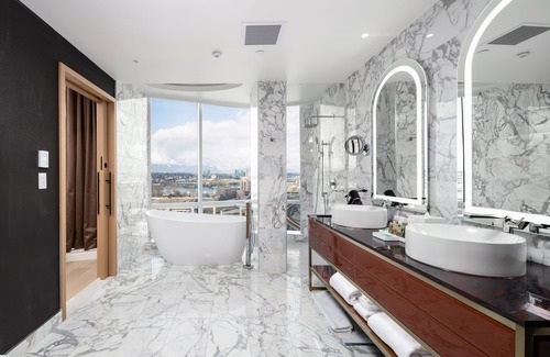 Richmond City Centre Resort | Versante Hotel