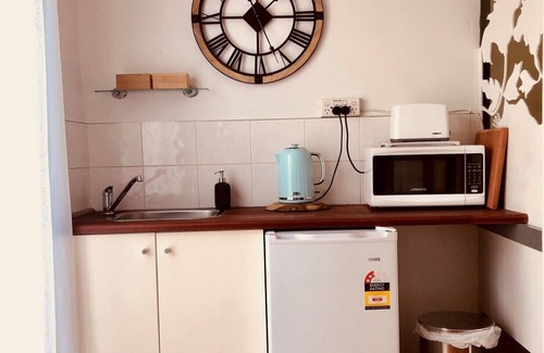 Port Albert Apartment | Versicilia Apartment in Historic Port Albert on the Gippsland Coast