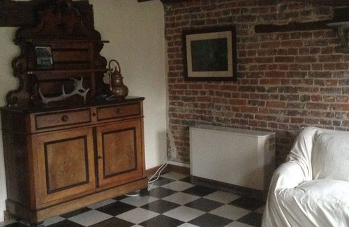 Frasnes-Lez-Anvaing House | Vertes Feuilles