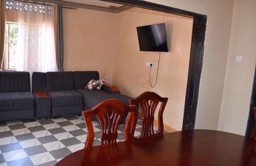 Jinja House | Very Beautiful accommodation suitable For Your Stay!