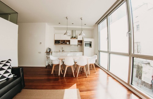 Sabadell Apartment | Very bright apartment in the center of Sabadell, 3 min from Railways.