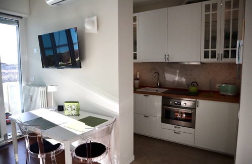 Bergamo Apartment | Very bright studio apartment with balcony, in residential area with services and means.