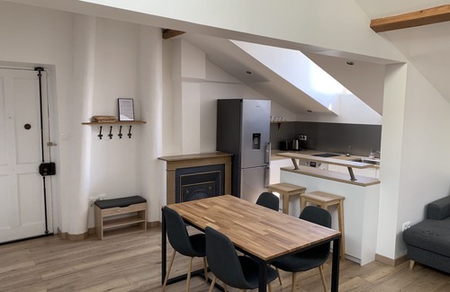 Villette Gare Apartment | Very calm, light and charming flat, just 5 min walk from Part Dieu station