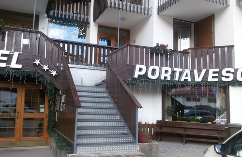 Arabba Apartment | Very central in Arabba, Sellaronda ski lifts just a few steps away!