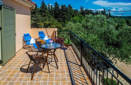 Antipata Apartment | Very clean, self catering 1 bedroom apartment