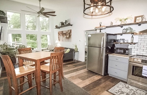 Gatlinburg House | VERY CLOSE TO DOWNTOWN GATLINBURG - walking distance for some