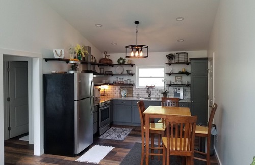 Gatlinburg House | VERY CLOSE TO DOWNTOWN GATLINBURG - walking distance for some