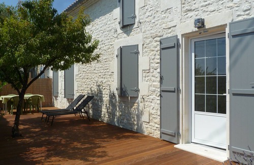 Medis House | Very close to Royan, beautiful renovated Charentaise house