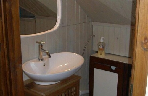 Stare Sady House | Very comfortable holiday cottage, perched on the high shore of the Talty Lake