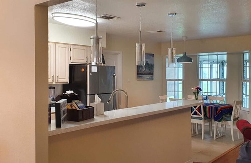 North San Antonio - SAT House | Very comfortable house (1900 sqft), near airport, 281 and 1604. 4b/2ba 8 guests