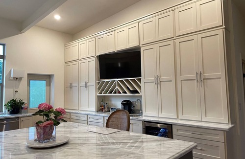 Giddings House | Very convenient, beautiful home with great restaurants within walking distance