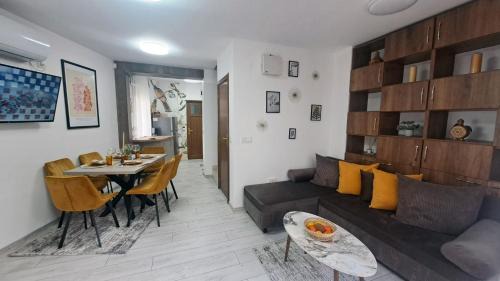 Shiligarnika House | Very cozy and comfort house in top location