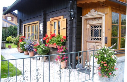 Obergrainau Condo | Very cozy apartment with stunning mountain views for 2 pers.