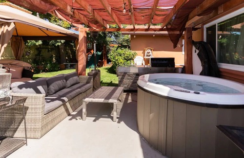 Simi Valley Apartment | Very Cute Simi Valley 1 Bedroom Guest Apartment w/pool