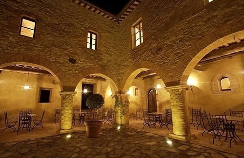 Buonconvento Villa | Very exclusive Villa for 18 in Tuscany: corporate events, weddings