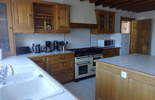 Grosbreuil Cottage | VERY LARGE GITE WITH HEATED SWIMMING POOL NEAR LES SABLES