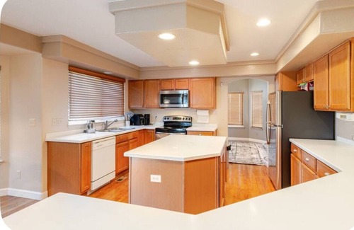 Green Valley Ranch House | Very nice 4-bedroom house in welcoming Denver with WiFi, AC, fitness room