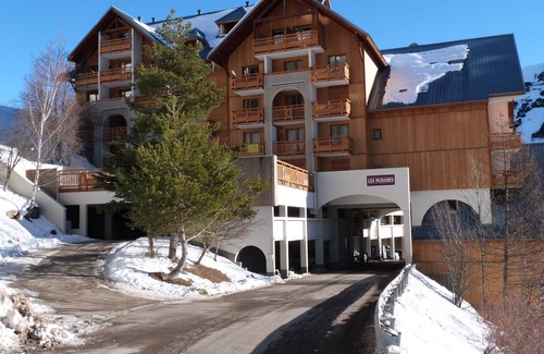 Les Deux Alpes Apartment | Very nice apartment 28m2 classified 2 stars in heart station, prox. tracks.