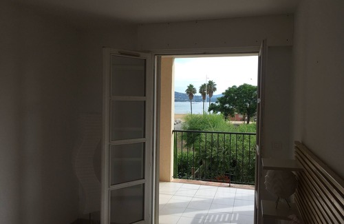 Cote d'Azur- French Riviera Apartment | Very nice apartment with sea view facing Saint-Tropez