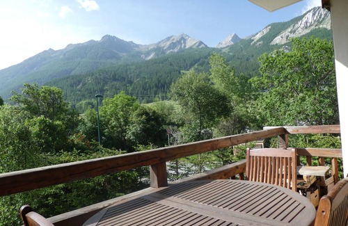 Monetier-les-Bains Apartment | Very nice apartment, on the slopes, with pool and sauna