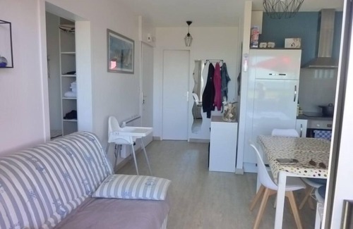 Damgan Apartment | Very nice ground floor apartment with sea view