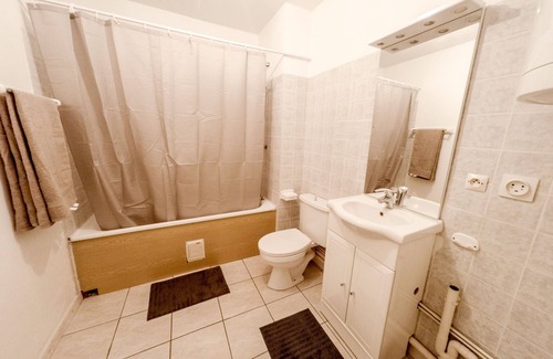 Chambray-les-Tours Apartment | Very nice modern apartment with all the comforts