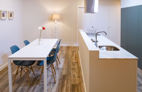 Paranhos House | Very nice spacious house 10 minutes walk from the center or 3 minutes by subway
