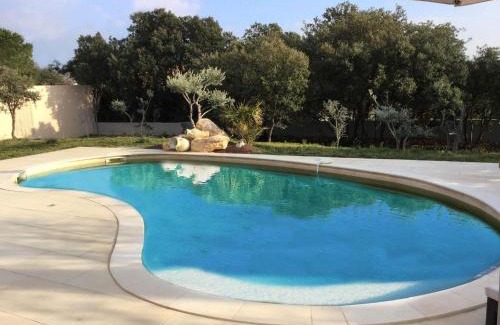 Aureille Villa | very pretty contemporary villa with pool located in Aureille in the alpilles, close to the center on foot. sleeps 4.