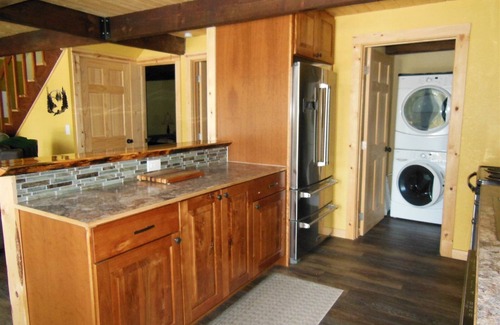 Garden Valley Cabin | Very Private Cabin Nestled in the Pines with Awesome Views
