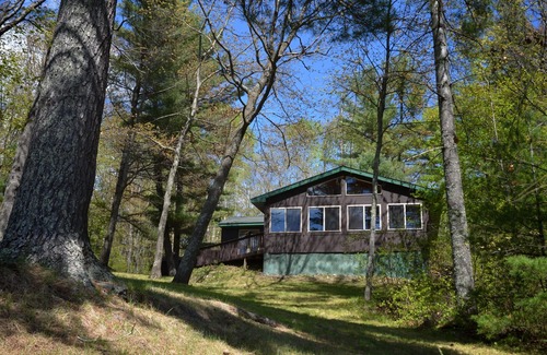 Hayward Cabin | Very Private Cabin on Upper Twin Lake.Great Views.Close to Trails!