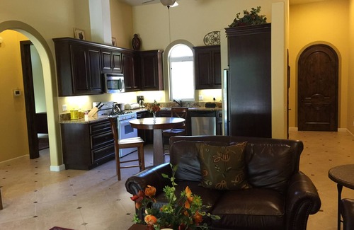 Murrieta Cottage | Very Private Guest/Cottage Retreat