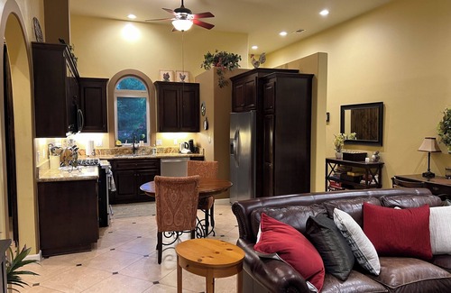Murrieta Cottage | Very Private Guest/Cottage Retreat
