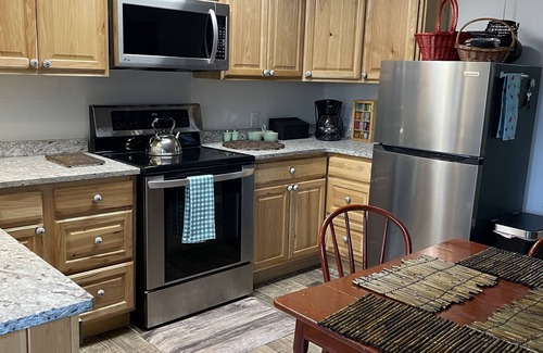 Idlewild Cottage | Very quaint, small Cottage on historic Idlewild lake