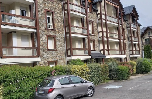 Saint-Mamet Apartment | Very quiet and secure Apt 5mn walk from terms