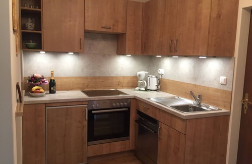 Rottach Apartment | very quiet, central and sunny location with mountain views, 300 m to the center