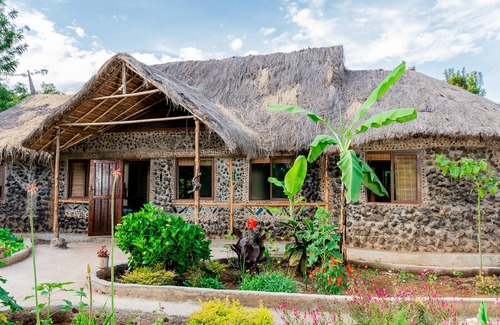 Embu Cottage | Very quiet Retreat outside city pollution/pet friendly