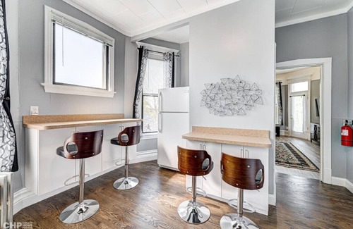 Lakeview Apartment | Very Sharp Cozy Pad!
